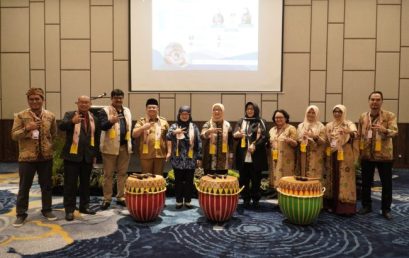 Presenting Speakers from 4 Countries, 1st International Conference on Development Communication Runs Successfully