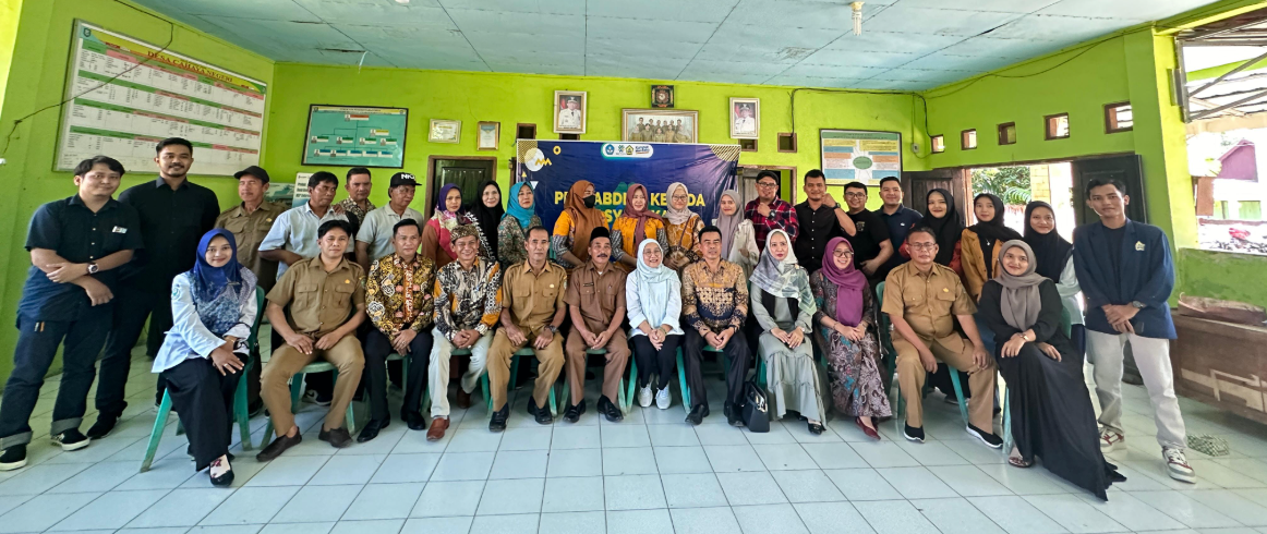 KOLABORASI TIGA PERGURUAN TINGGI DI BENGKULU DORONG DESA CAHAYA NEGERI JADI DESA CERDAS