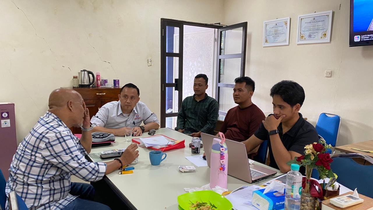 Perkuat Sinergi Pengawasan Pelayanan Publik, Ombudsman RI Perwakilan Bengkulu Berikan Penghargaan kepada Laboratorium Administrasi Publik FISIP UNIB