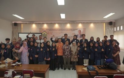 Public Lecture Master of Social Welfare: Handling Child Problems in a Social Welfare Perspective