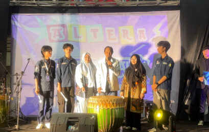 Dekan FISIP UNIB Tutup Rangkaian Kegiatan PILKITA HIMIKOM 2026 di GOR Sawah Lebar