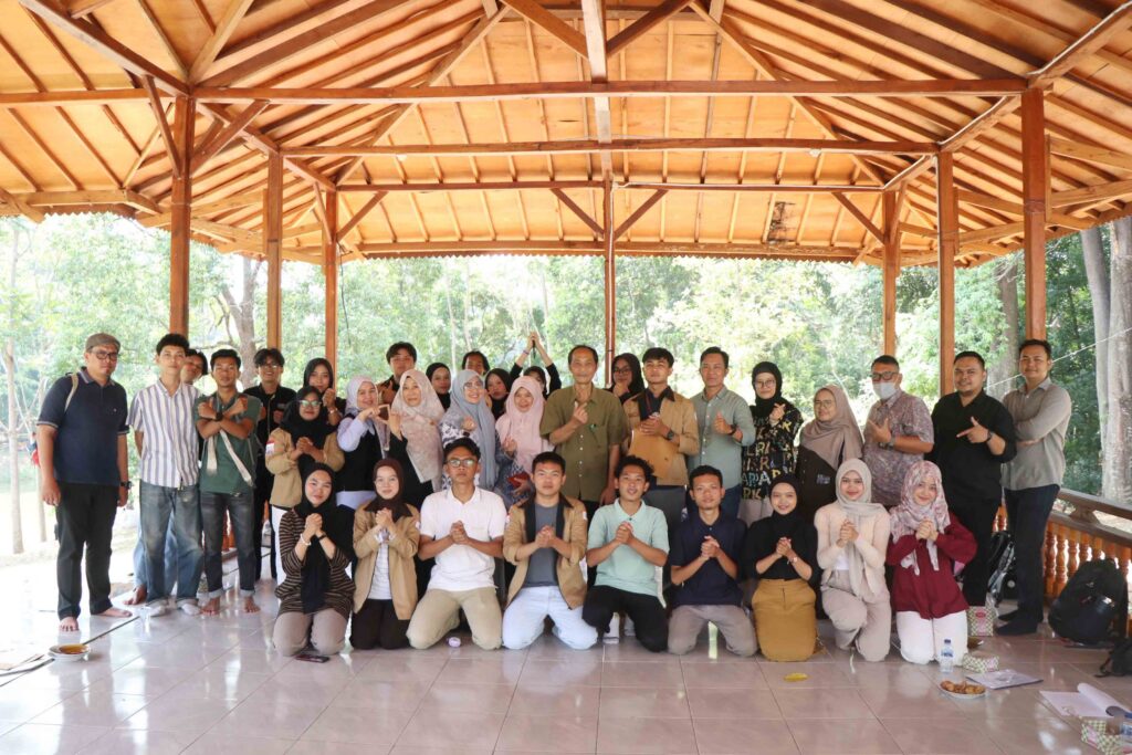Dekan FISIP UNIB Hadiri Dialog BEM FISIP, Pimpinan dan Ormawa Sepakati Pakta Integritas Kemah Bakti Sosial